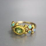 Solid Gold Peridot Caterina Ring