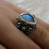Silver Queen Ring With Moonstone and Onyx