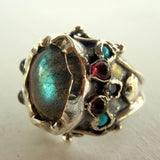 Labradorite Silver Antique Style Queen Ring