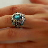 Labradorite Silver Antique Style Queen Ring