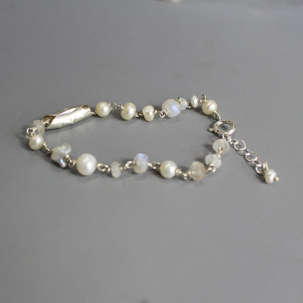 Moonstone Pearl Bracelet, Sterling Silver Chain Bracelet, Bridal Bracelet, Gemstone Bracelet, June Birthstone, Wedding Bracelet, Unique