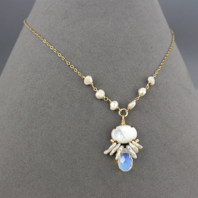 Pearl Beaded Big Bee Necklace