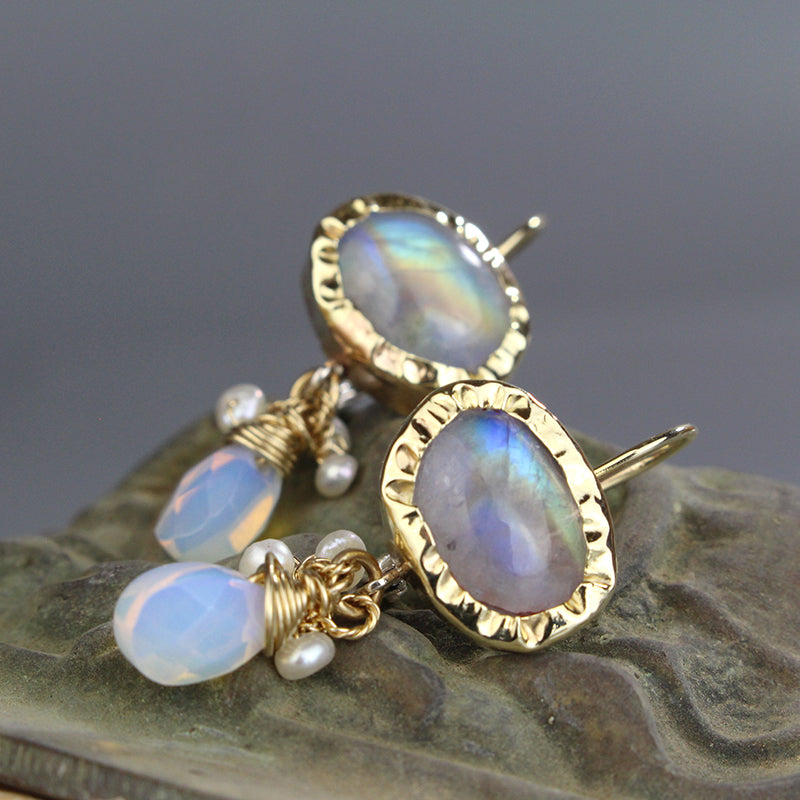 9K Gold Moonstone Eye Earrings