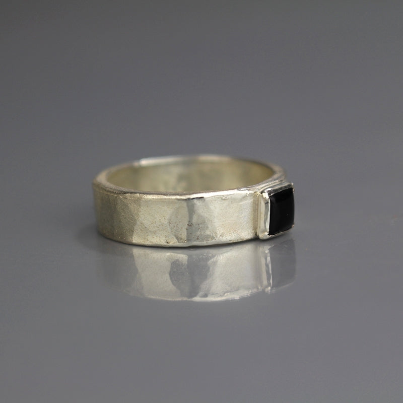Hammered Silver 6mm Onyx Ring