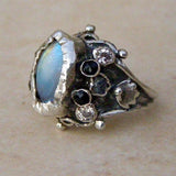 Silver Queen Ring With Moonstone and Onyx