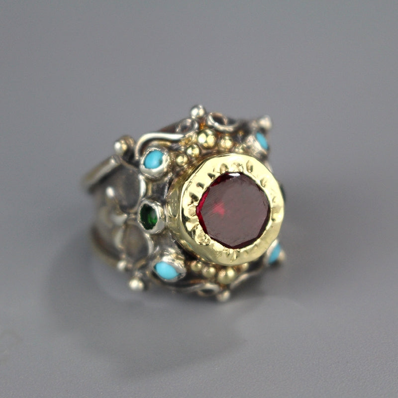 9K Gold CZ Turquoise Queen Ring